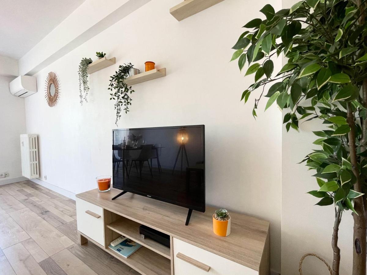 Comfortable Apartment With Parking - Antibes Riviera Εξωτερικό φωτογραφία